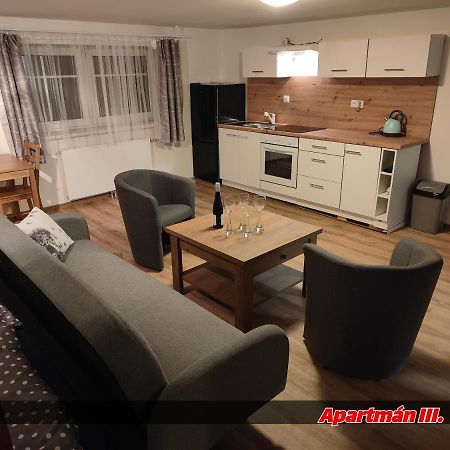 Apartmany Na Ceste Desná المظهر الخارجي الصورة